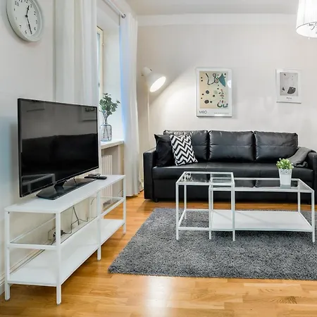 Kotimaailma Kapteeninkatu 24 *